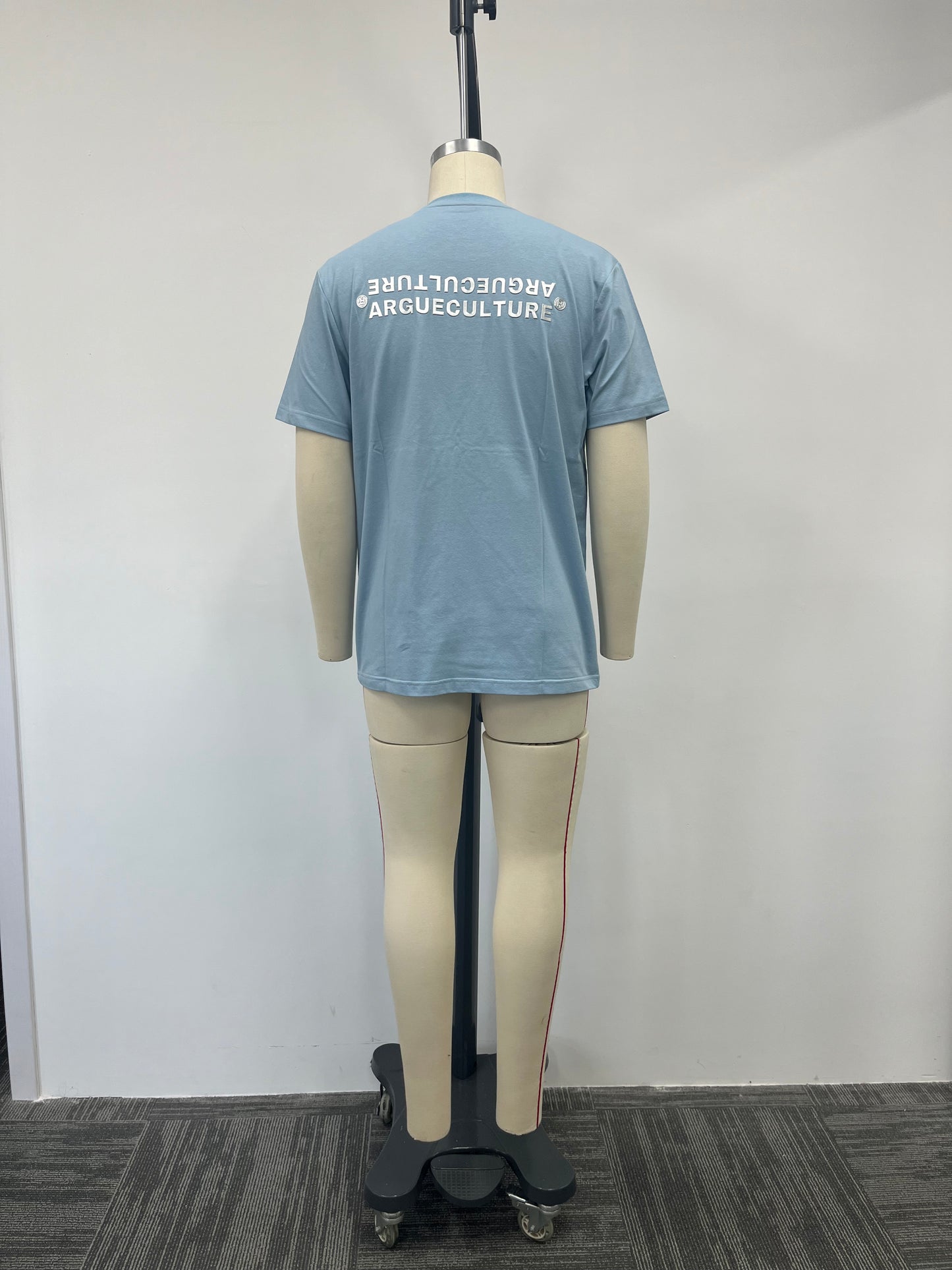 men's green t-shirt