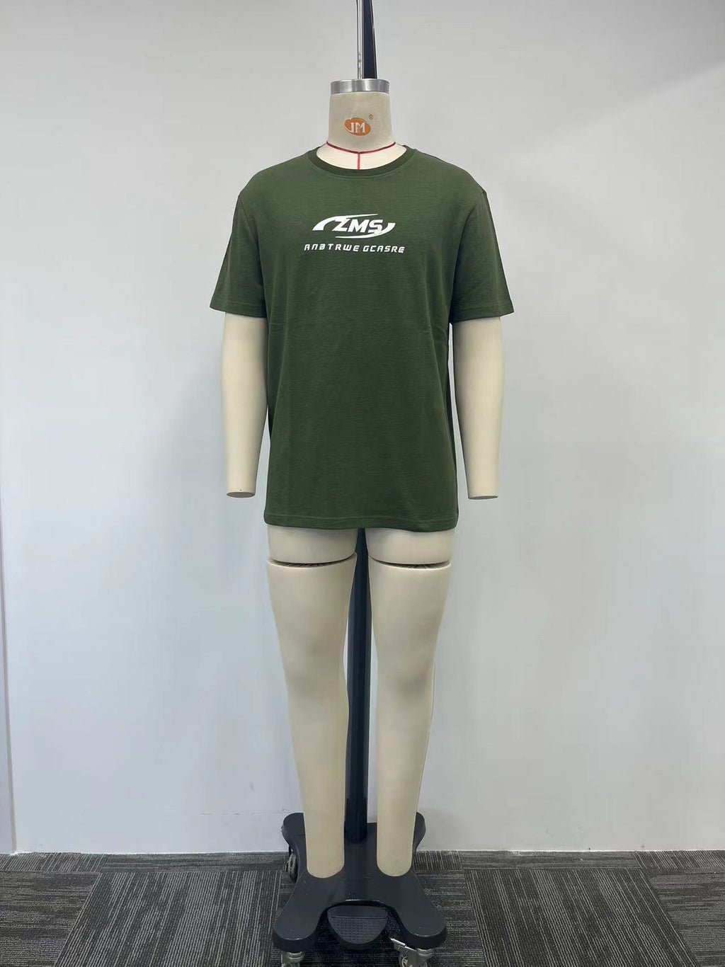 men's green t-shirt