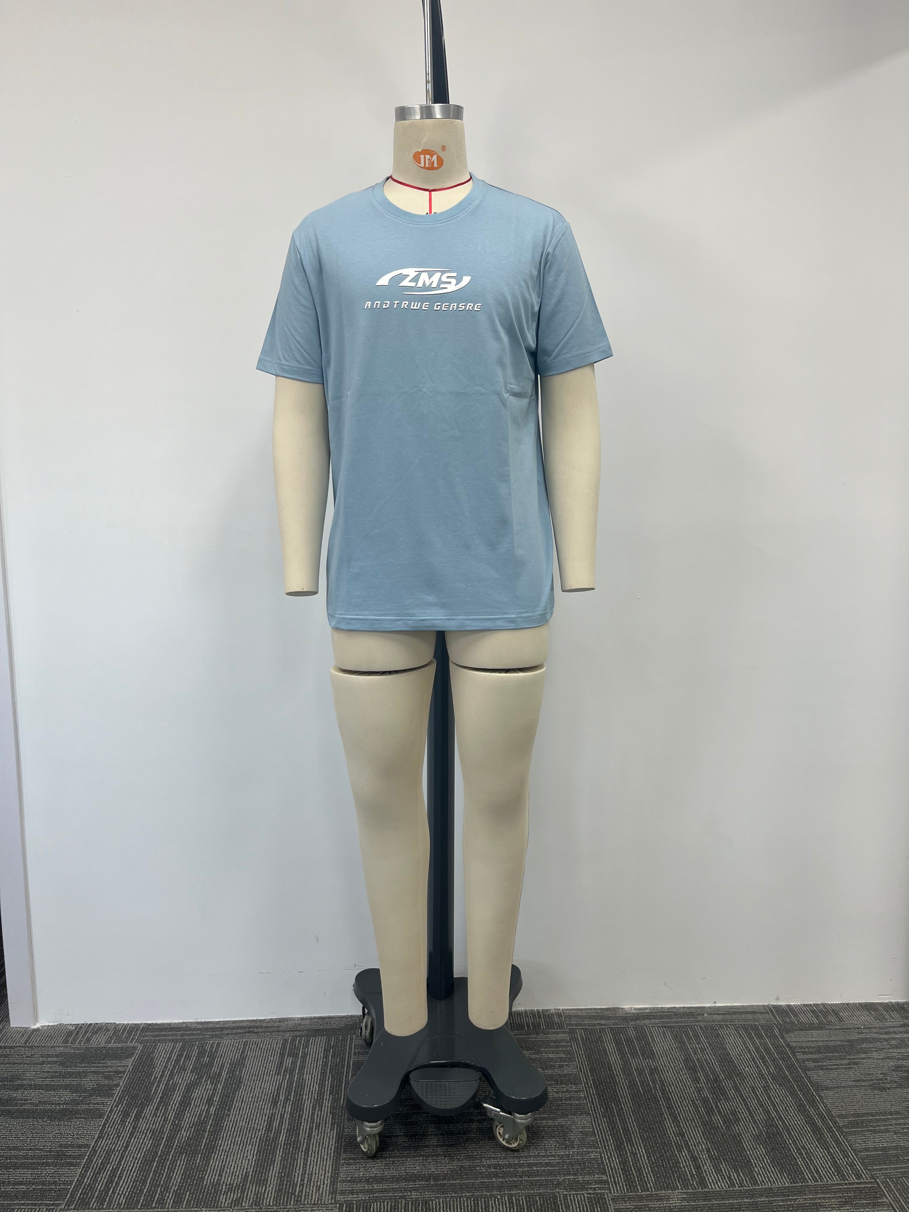 men's green t-shirt