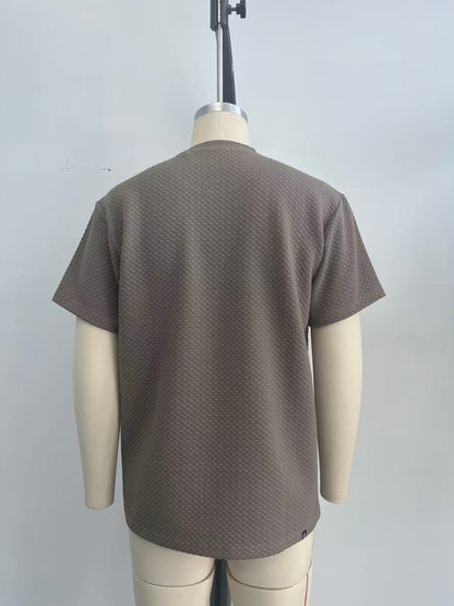 Jacquard fabric men T-shirt with embroidery