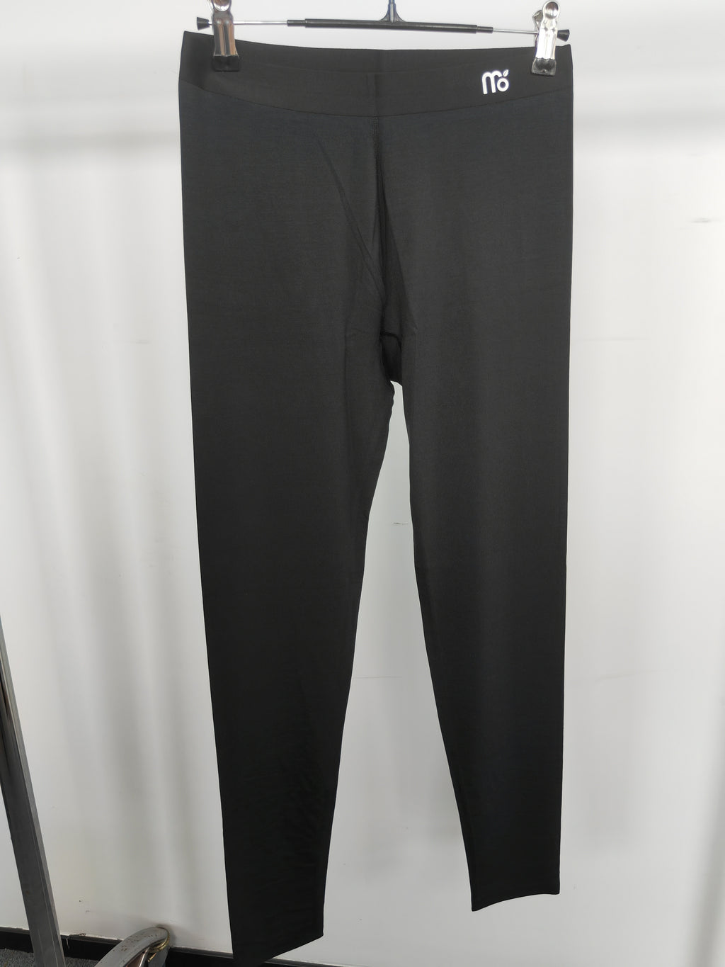 Lady's black long-sleeved modal pajama set