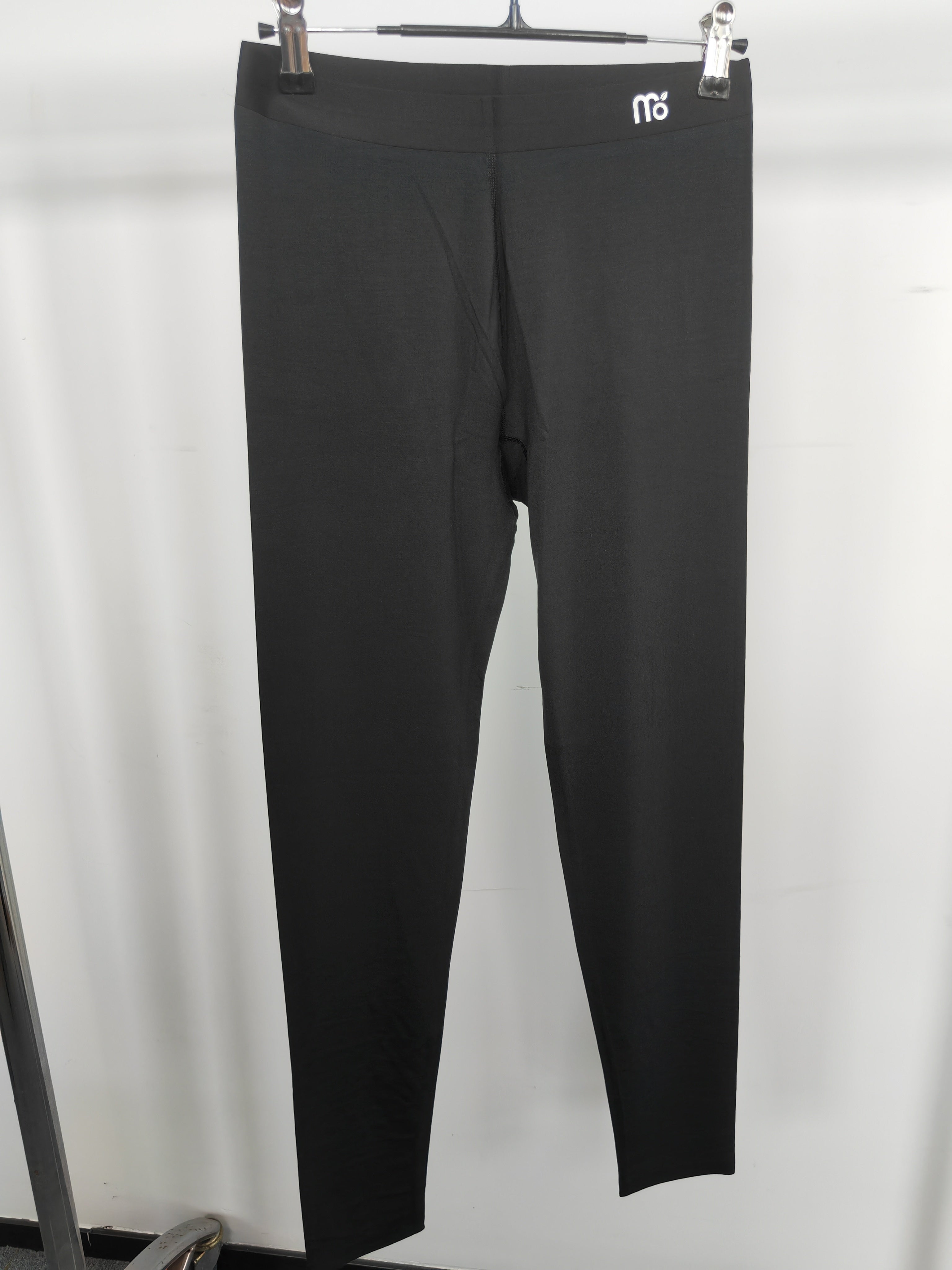 Lady's black long-sleeved modal pajama set