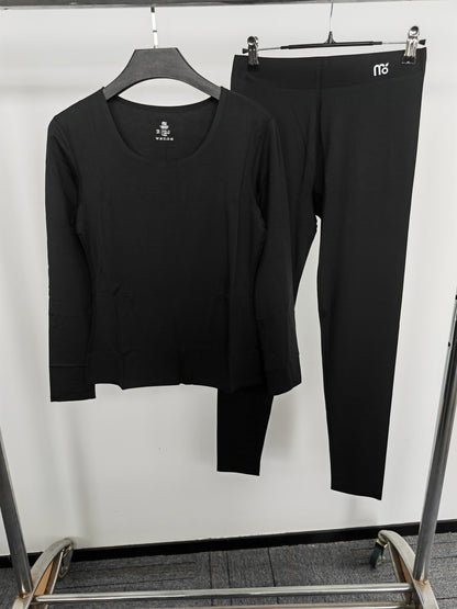 Lady's black long-sleeved modal pajama set