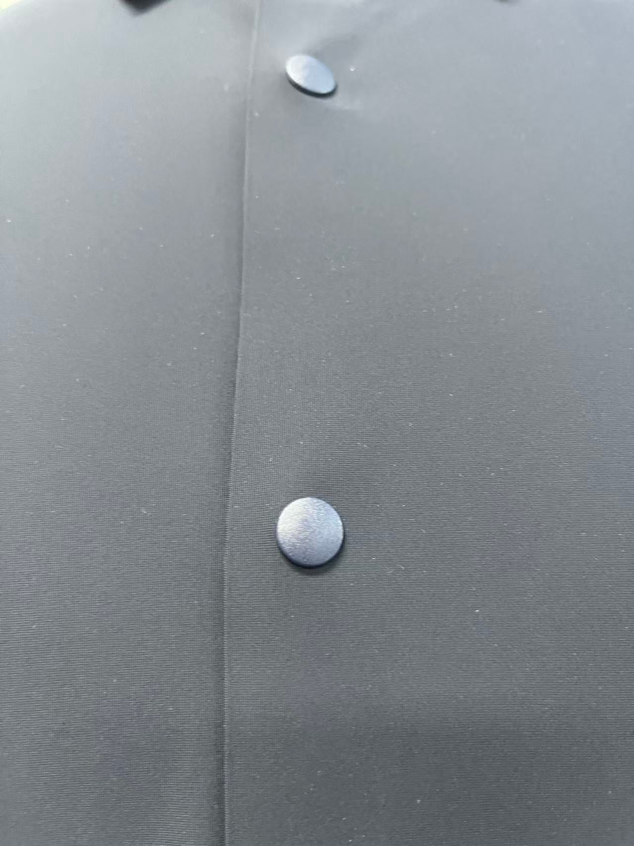 Seamless men's shirt