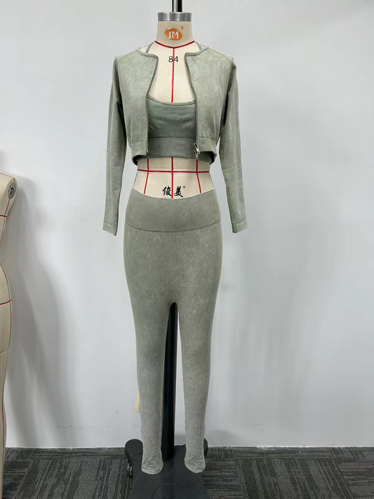 Green yoga set