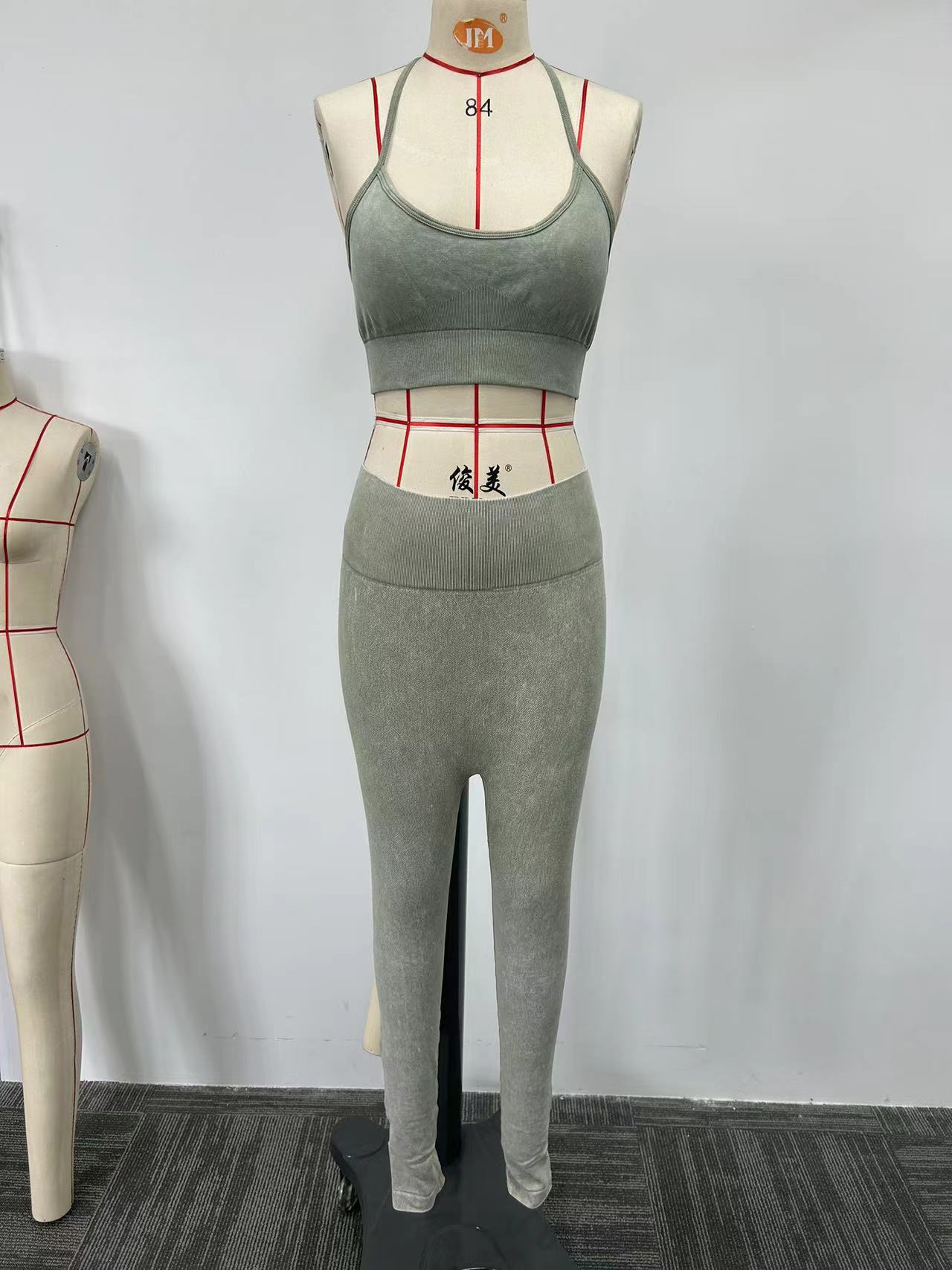 Green yoga set