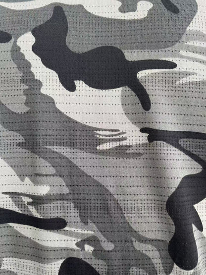 Camouflage mesh sports T-shirt