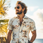 Hawaiian-style short-sleeved shirt