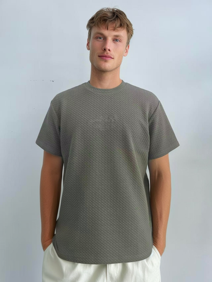 Jacquard fabric men T-shirt with embroidery